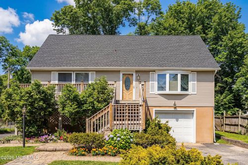 2 Gilford Pl, Toms River, NJ, 08753-7132 | Card Image
