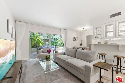 apt-119-1131 Alta Loma Rd, West Hollywood, CA, 90069-2426 | Card Image