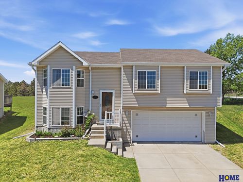 5249 N 9th Cir, Lincoln, NE, 68521-4255 | Card Image