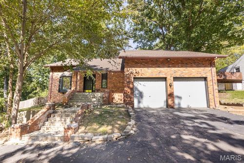 32 Windsor Dr, Belleville, IL, 62223-2128 | Card Image