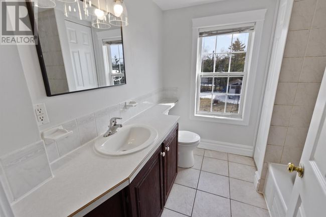 204 Belvedere Ave, Townhouse with 3 bedrooms, 1 bathrooms and null parking in Charlottetown PE | Image 8