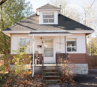 147 Dufferin St, House other with 1 bedrooms, 2 bathrooms and 3 parking in Orillia ON | Image 1