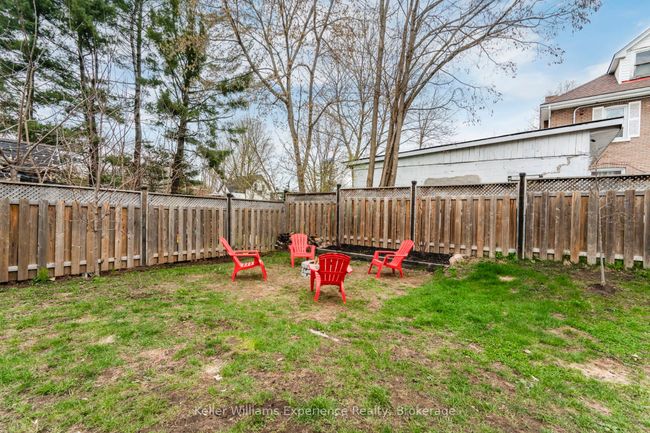 454 Colborne St, House other with 3 bedrooms, 2 bathrooms and 2 parking in Midland ON | Image 40