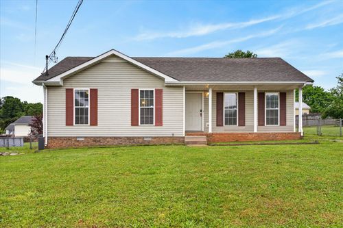 2808 Nat Hoosier Ln, Clarksville, TN, 37040-6681 | Card Image