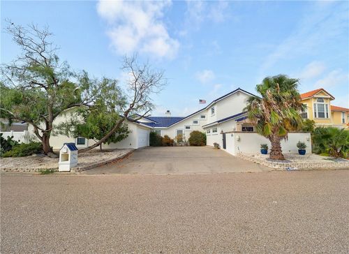 13541 Peseta Ct, Corpus Christi, TX, 78418-6932 | Card Image
