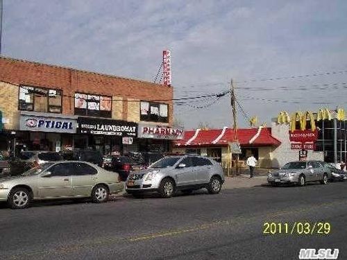 72 Kissena Blvd, Flushing, NY, 11367-2704 | Card Image