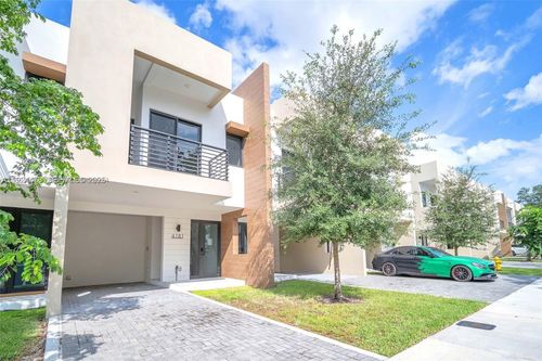 4181 N Oak Pl, Fort Lauderdale, FL, 33314-7575 | Card Image