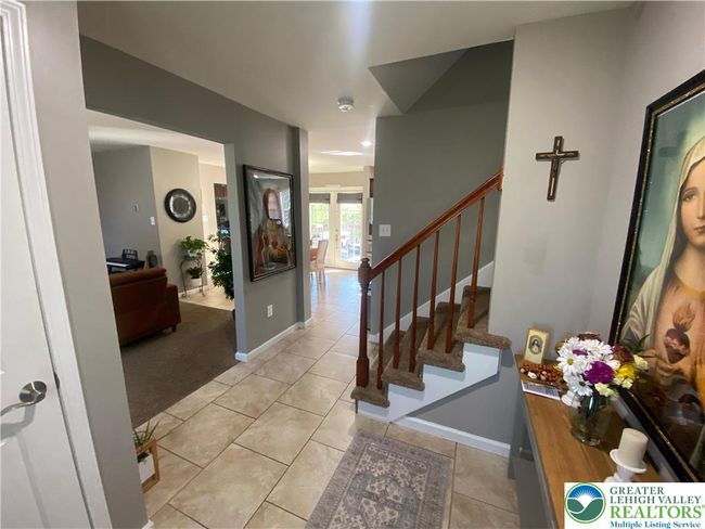 321 Charles St, House other with 3 bedrooms, 3 bathrooms and null parking in Scranton PA | Image 6