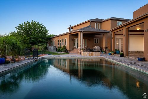 1021 Churrea Dr, Washington, UT, 84780-8275 | Card Image