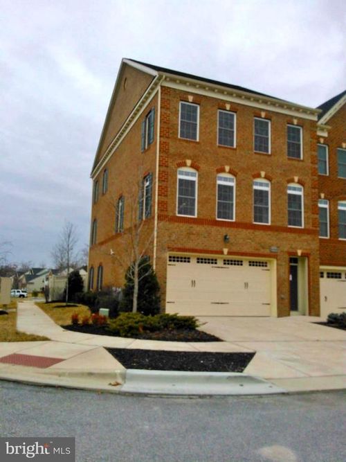 4900 Earths Bounty Dr, BOWIE, MD, 20720-5628 | Card Image