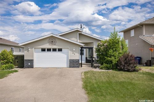 63 Paradise Cir, White City, SK, S4L0A1 | Card Image