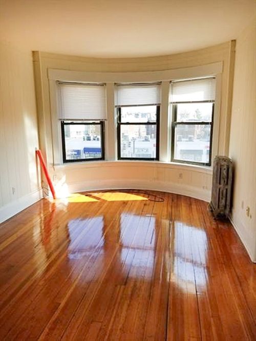 5-1390 Beacon St, Brookline, MA, 02446-2814 | Card Image