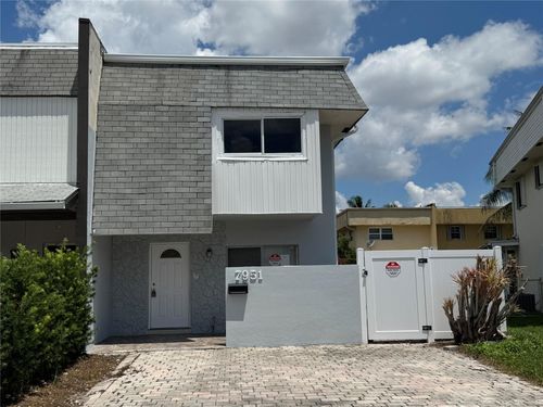 7951 Sw 6th St, North Lauderdale, FL, 33068-2106 | Card Image