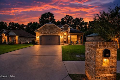 107 Londie Ln, Perry, GA, 31069-4997 | Card Image
