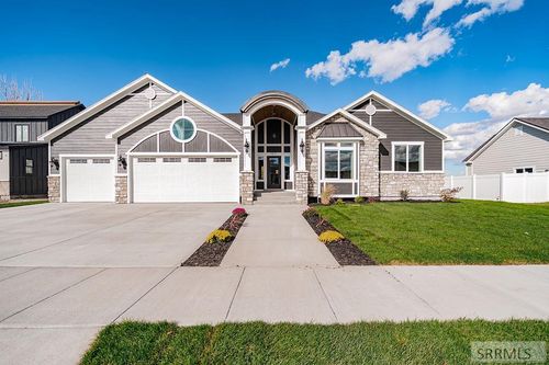 1571 Palm Springs Dr, Idaho Falls, ID, 83404-5130 | Card Image