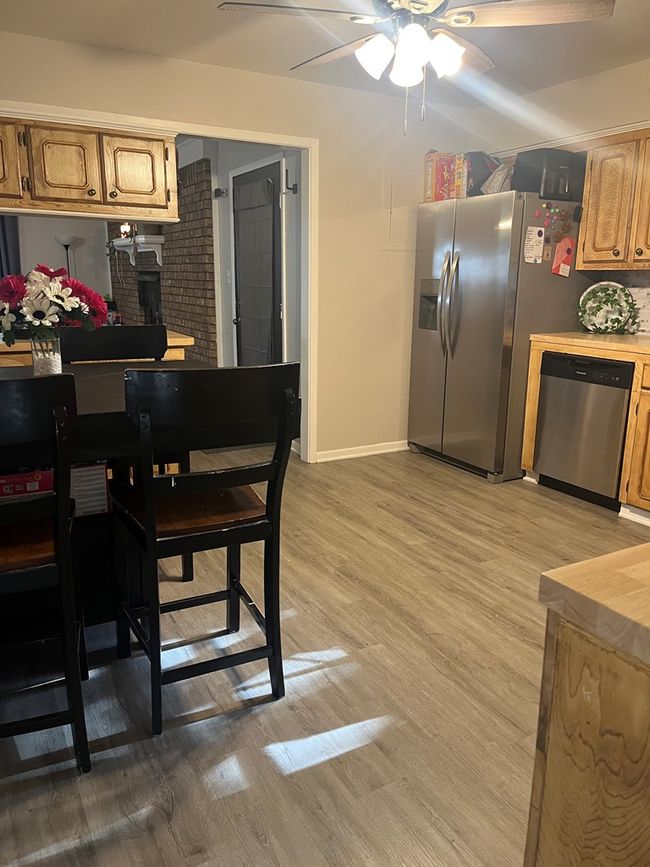 147 County Road 1801, Home with 2 bedrooms, 1 bathrooms and 2 parking in Rusk TX | Image 7
