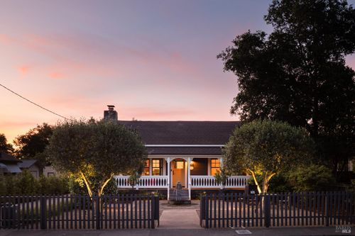 905 Charter Oak Avenue, St. Helena, CA, 94574 | Card Image