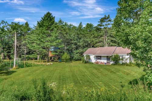 96 Lower Bartonsville Rd, Chester, VT, 05143-8791 | Card Image
