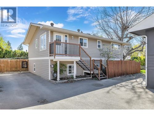 855 Saucier Ave, Kelowna, BC, V1Y6A4 | Card Image