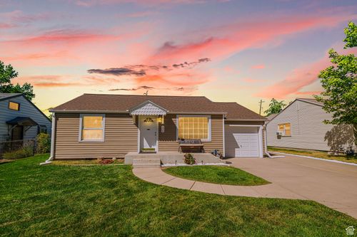 358 Park St, Layton, UT, 84041-3633 | Card Image