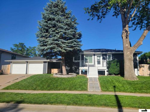 3848 S 57th St, Lincoln, NE, 68506-5124 | Card Image