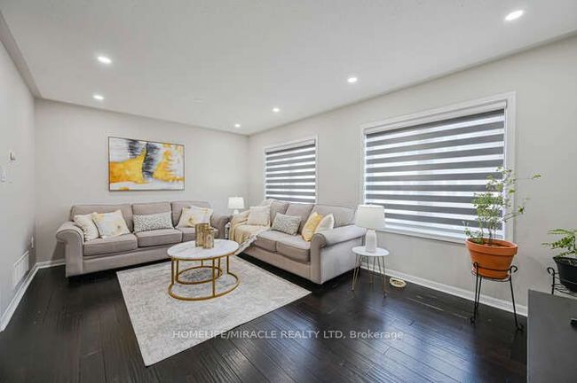 43 Ariel Rd, House attached with 4 bedrooms, 4 bathrooms and 1 parking in Brampton ON | Image 18