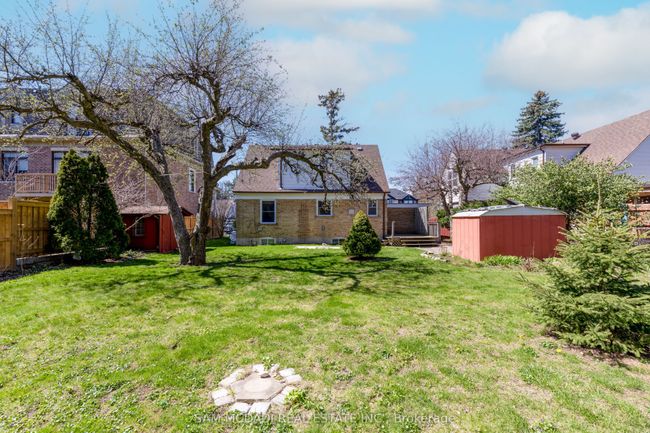 2127 Primate Rd, House other with 2 bedrooms, 2 bathrooms and 4 parking in Mississauga ON | Image 7