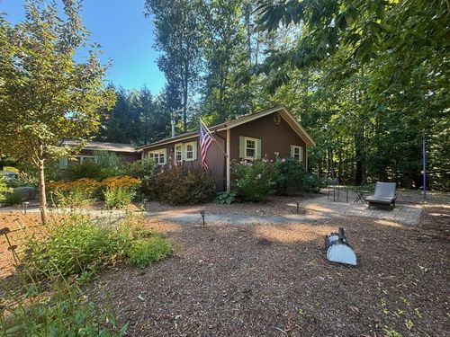 58 Patrician Shores Cir, Meredith, NH, 03253-7122 | Card Image