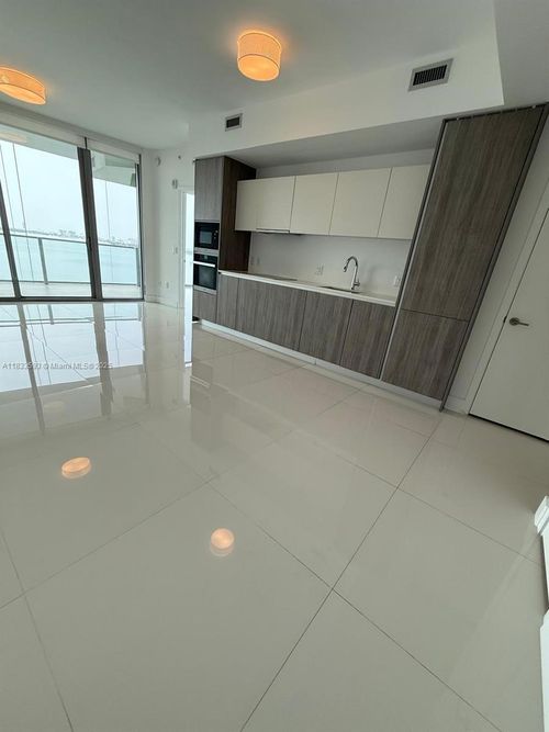 unit-1606-2900 Ne 7th Ave, Miami, FL, 33137-4398 | Card Image