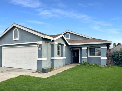 2196 Roberta Ave, Marysville, CA, 95901-8046 | Card Image