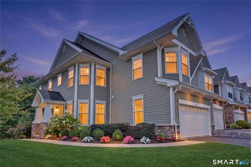 43-43 Tucker St, Danbury, CT, 06810-5133 | Card Image