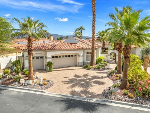 682 Elk Clover Cir, Palm Desert, CA, 92211-7498 | Card Image