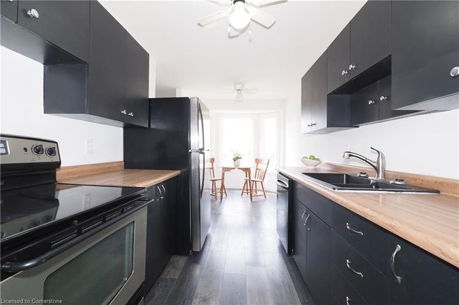 13 - 10 Millcreek Rd, Townhouse with 3 bedrooms, 2 bathrooms and 1 parking in Cambridge ON | Image 8