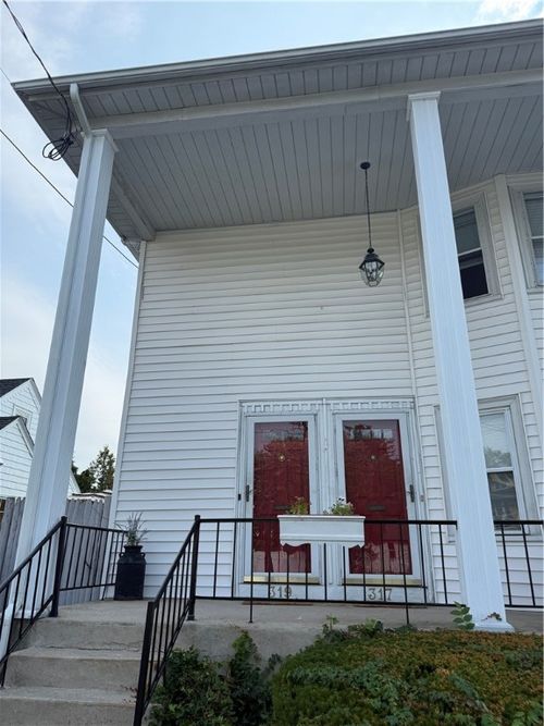 319 Smithfield Rd, North Providence, RI, 02904-4208 | Card Image