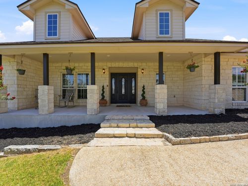 186 Scout Ln, Spring Branch, TX, 78070-3754 | Card Image