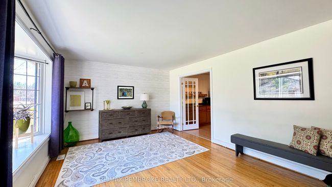 179 Ridge Rd, House other with 3 bedrooms, 2 bathrooms and 4 parking in Deep River ON | Image 4