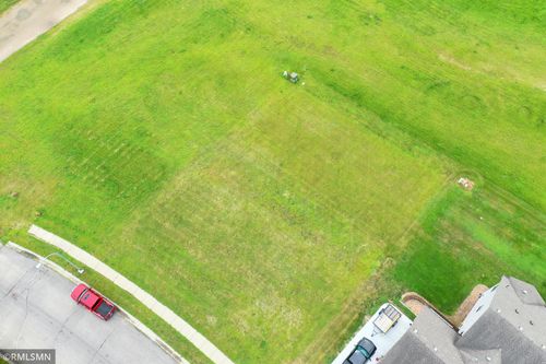 348 Cedar Trail Dr, Le Sueur, MN, 56058-2402 | Card Image