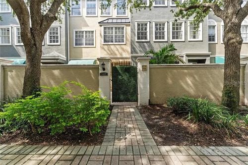 1437 Harbour Walk Rd, TAMPA, FL, 33602-5972 | Card Image