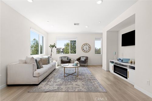 27553 Sanctuary Ct, Valencia, CA, 91381-2198 | Card Image