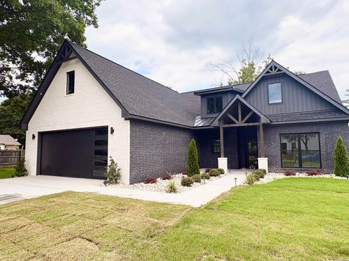1947 Lake View Dr, Kensett, AR, 72082-9071 | Card Image