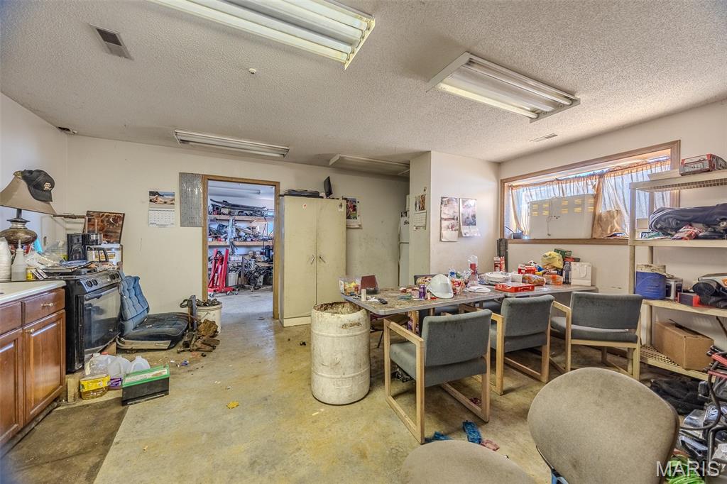 Commercial Sale in Richland 5