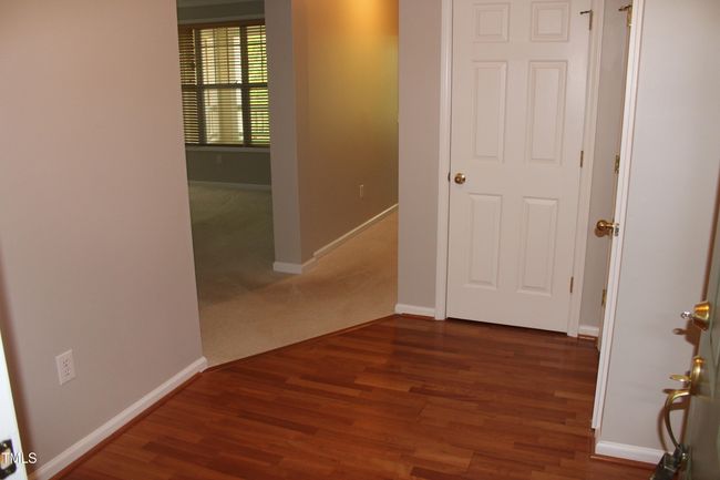 Entry Foyer | Image 4