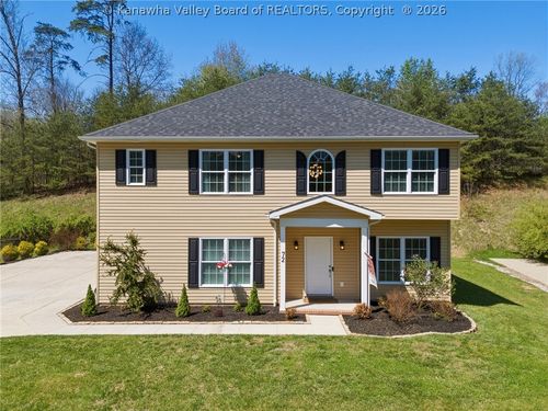 72 James Cir, Culloden, WV, 25510-9049 | Card Image