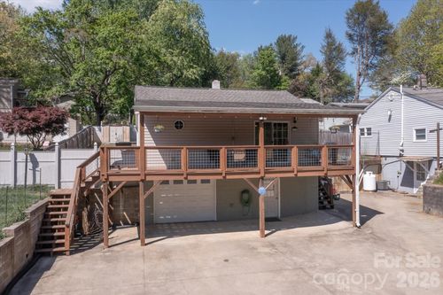 31 Huffman Rd, Asheville, NC, 28806-1323 | Card Image