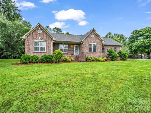 153 Rosey Ln, Rutherfordton, NC, 28139-9200 | Card Image