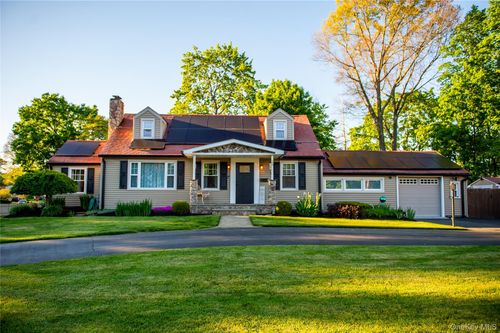 23 Caywood Pl, Hyde Park, NY, 12538-1106 | Card Image