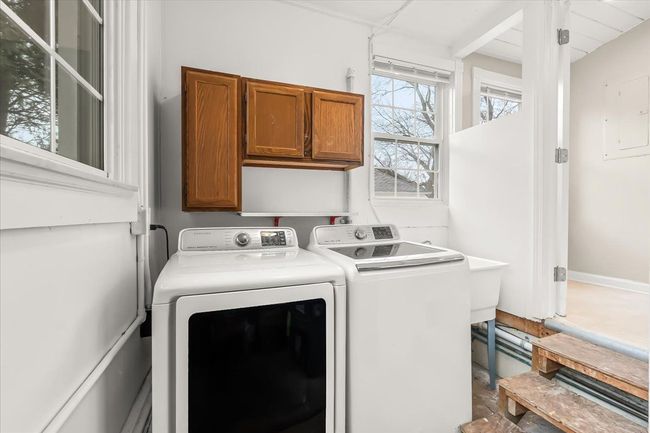 22514 Ridgeway St, House other with 2 bedrooms, 2 bathrooms and null parking in Saint Clair Shores MI | Image 12