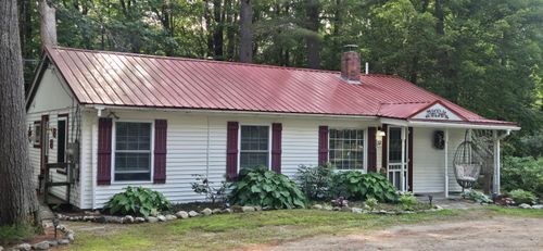 32 Middle Ridge Rd, Bridgton, ME, 04009-4453 | Card Image