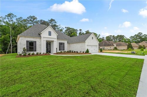 1337 Avenue Lacroix, Covington, LA, 70433-6442 | Card Image