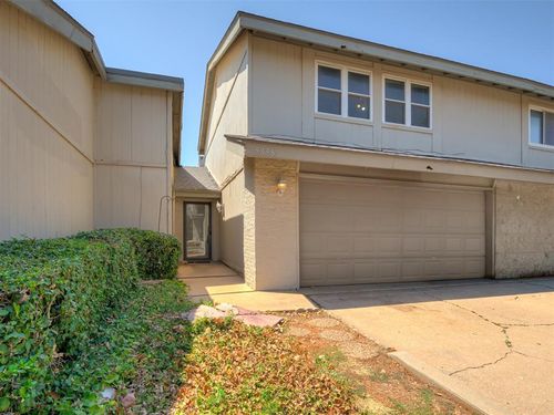5838 Hefner Village Court, Oklahoma City, OK, 73162 | Card Image